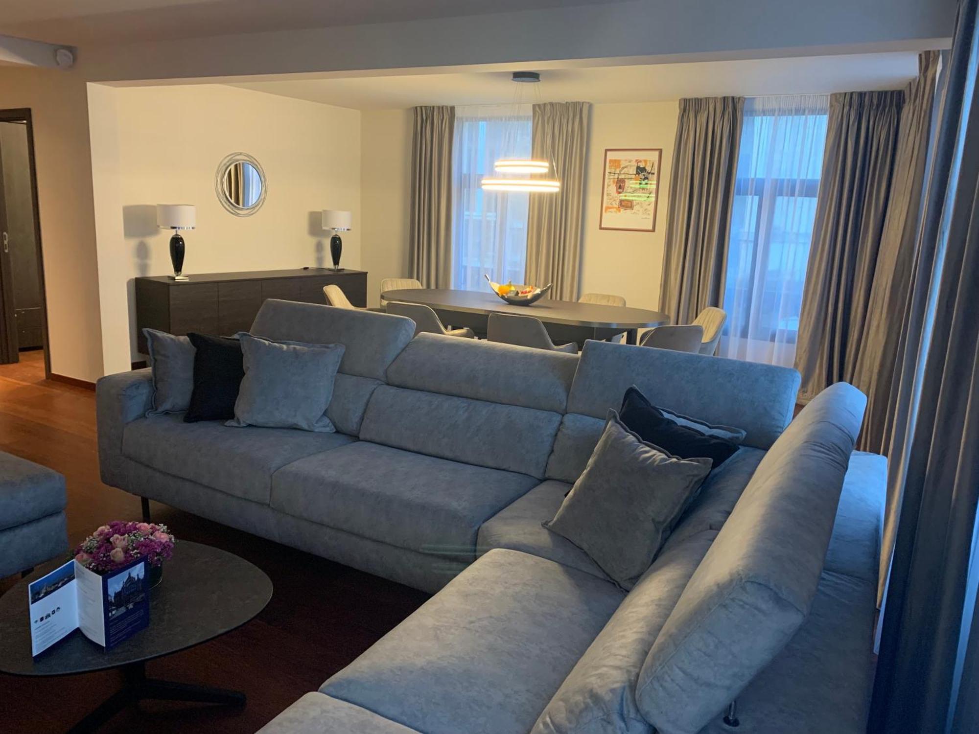 Botanique Suites Airbnb, Anvers Extérieur photo